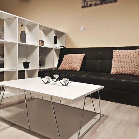 Aurora Apartment อาร์เตมีดา ภายนอก รูปภาพ